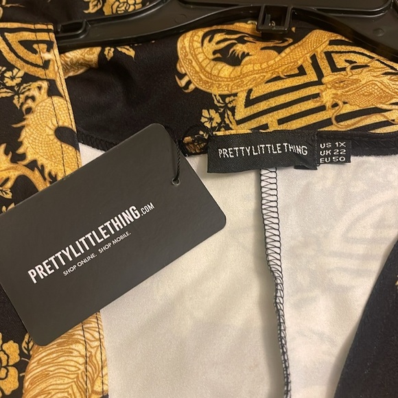 NWT PrettyLittleThing  - Plus Black Dragan Print Tie Front Jumpsuit - 1X - Picture 5 of 6